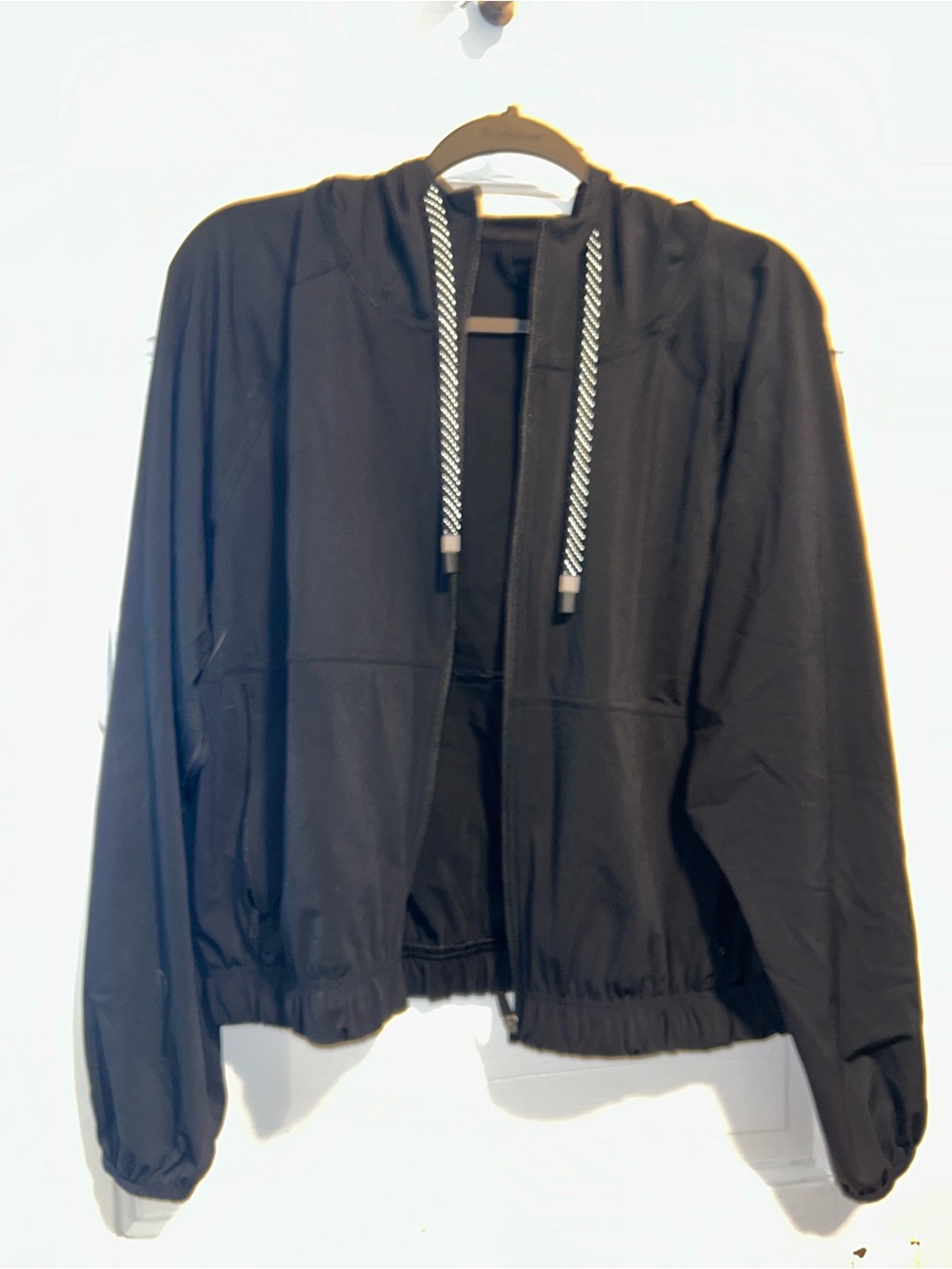 Fabletics - One Jacket- Black Hooded Zip Jacket - Women